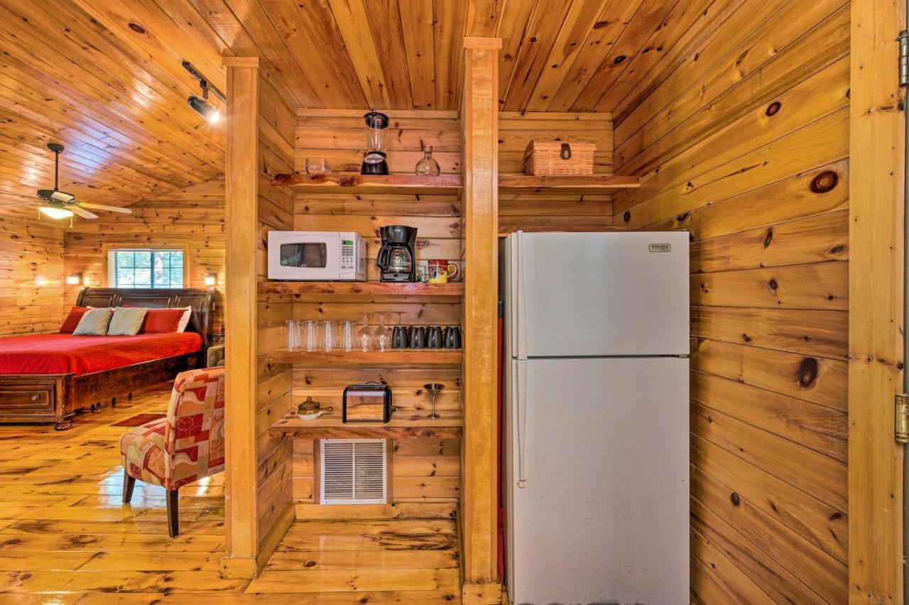 Ideally Located Broken Bow Cabin - Private Hot Tub Ngoại thất bức ảnh